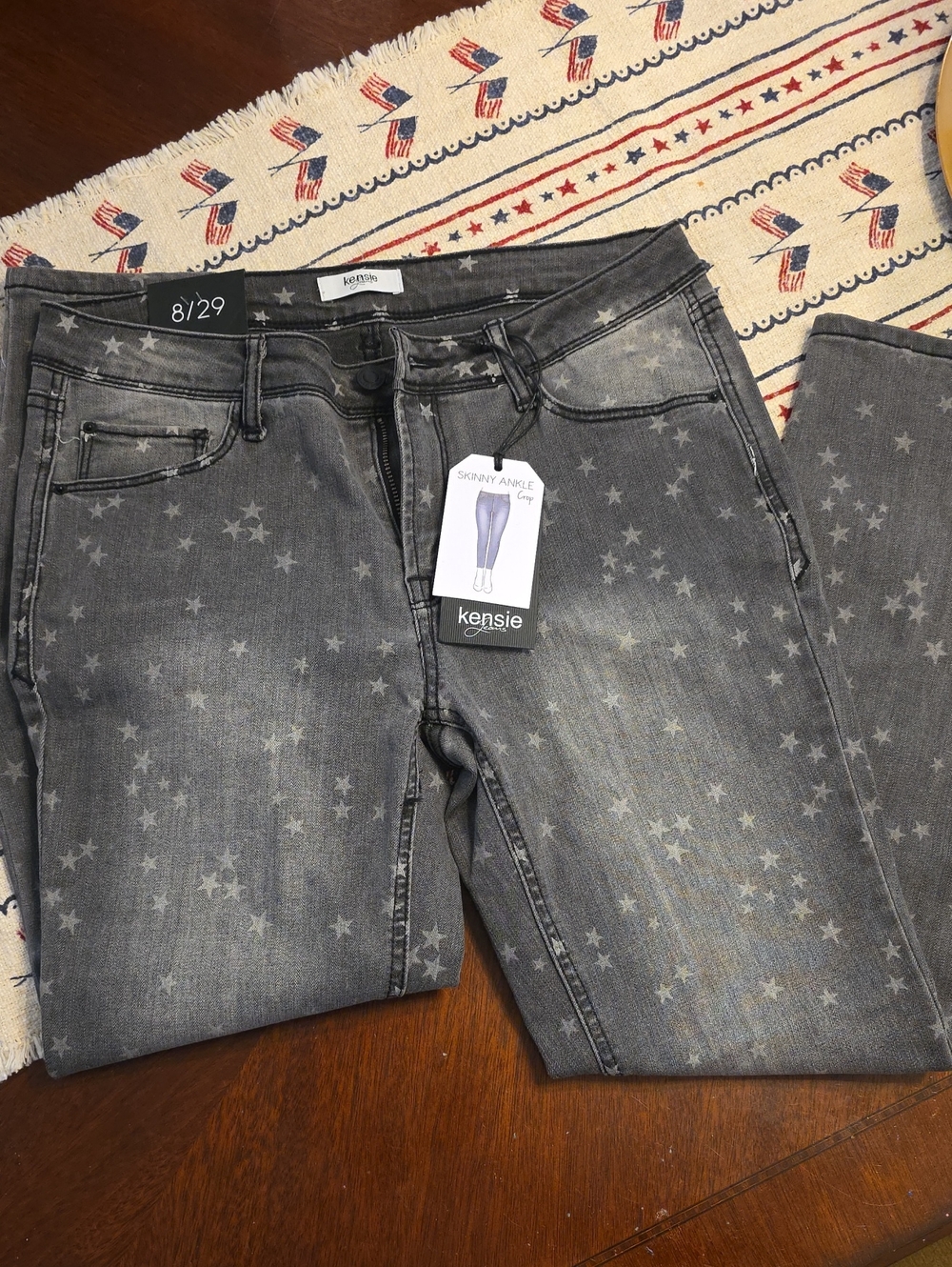 Kensie Gray Star-Print Skinny Ankle Jeans